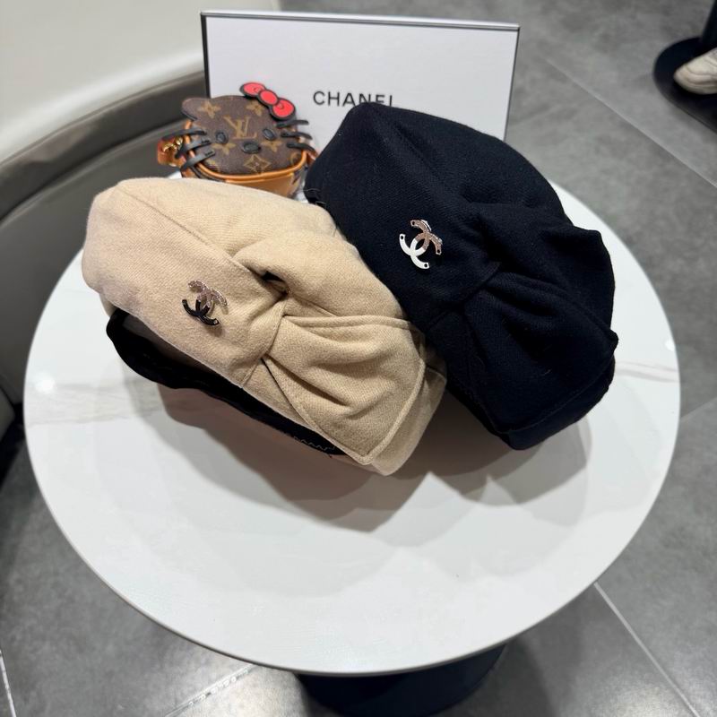 Chanel beret 083001